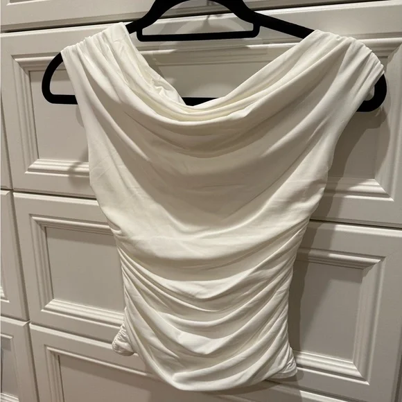 MESHKI White Ruched Top - Picture 5 of 6